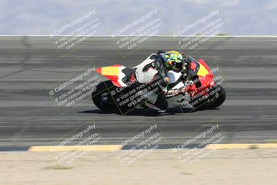 media/May-10-2025-Race Pace (Sat) [[db32fef2da]]/Vested/3-Bowl Set 1 (9am)/